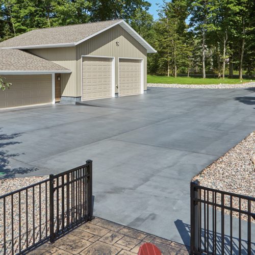 2023_CRM_022223_Feb_ISA_Concrete_Driveways_bc3d3d02dbda7e6ca2cc433e016bfe40